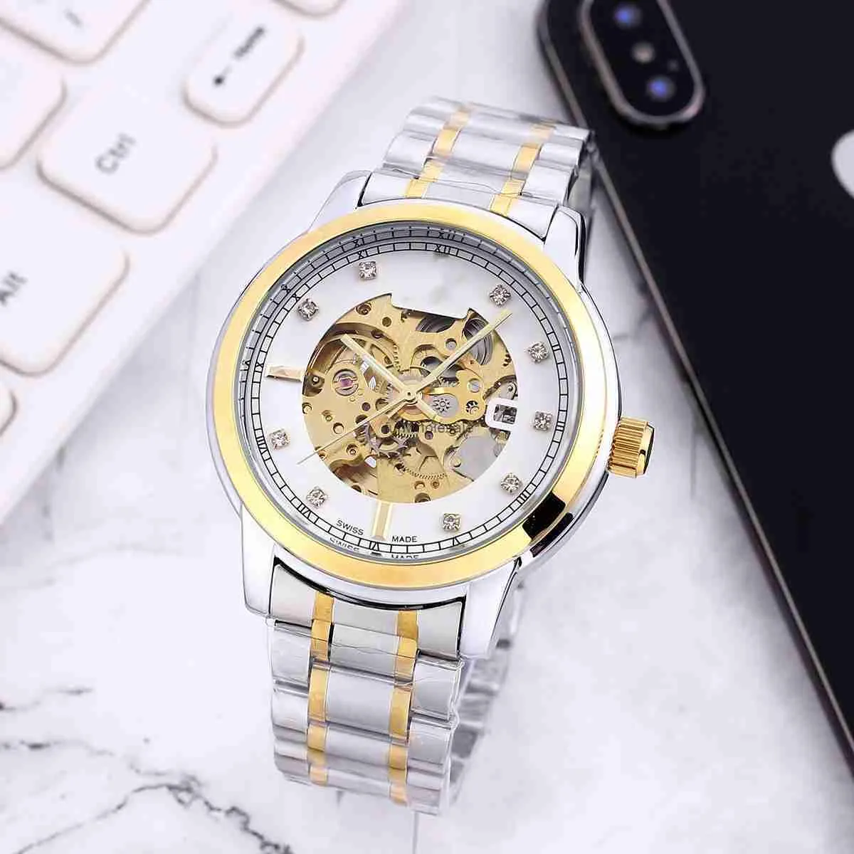 New Lao Brand Fashion Watch entièrement automatique Calendrier de bande en acier mécanique Watch pour hommes