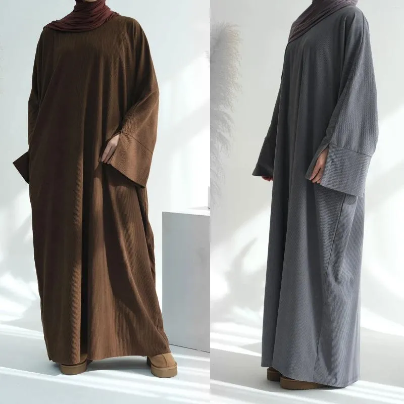 Roupas étnicas Mulheres vestido de veludo de velocidades da primavera de outono abayas muçulmano islâmico ramadã marroquino kaftan cor sólida verde modesto modesto