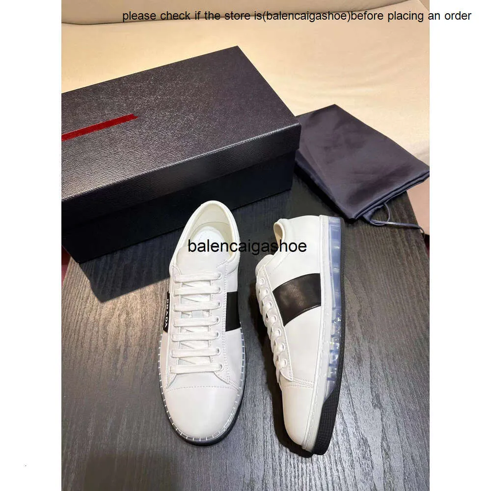 PRADSHOES TOP PRADES BLANC NOIR LUXE LUXE BATUILLE BRACKED SALSHEURES CHAPELLES MENSE SKATE FOODS FOODS ÉMALELLED METAL HAUCHE QUALITÉ ORGEUR CONCUTÉ