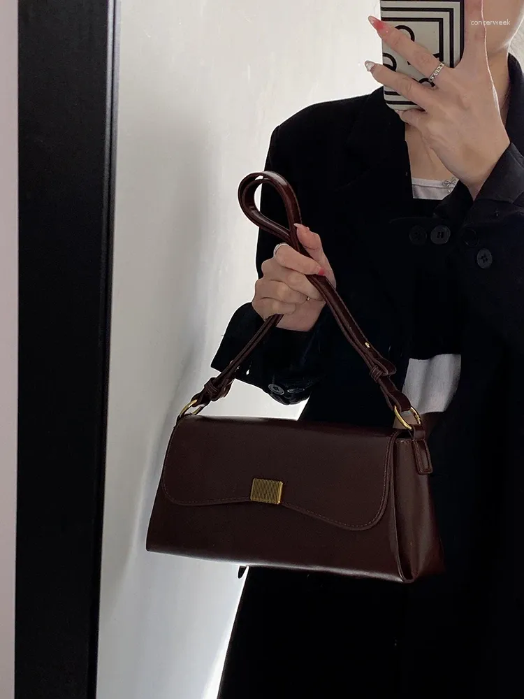 One side bag ladies store