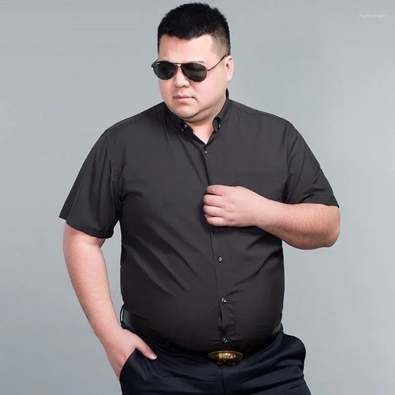 Chemises décontractées pour hommes Summer Men de grande taille 8xl 10xl 12xl chemise courte à manches courtes de haute qualité Bureau des affaires formelles.