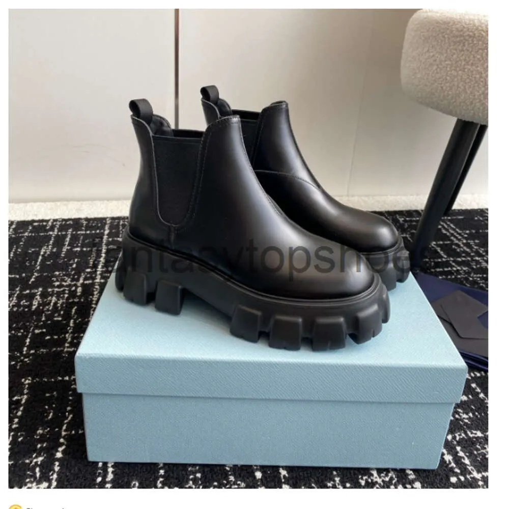 Praddas Pada Prax PRD Designer Luxusstiefel Frauen Männer Schuhe Plattform Basiskomfort geprägte Patent Lederstiefel Black Pink Elfenbein Wintermodycle
