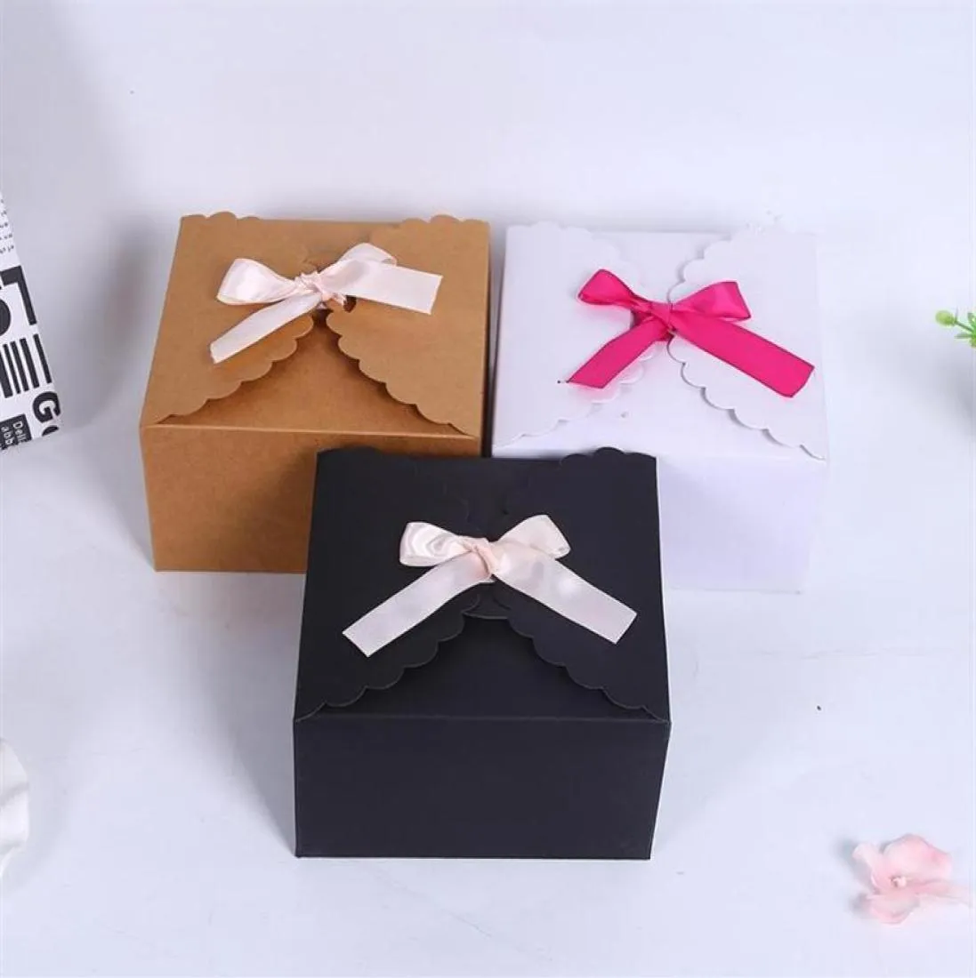 10 PCs Kraft Paper Cake Box Party Geschenkverpackungskarton Cookie Candy Nuts Box DIY Packung 145 145 9cm1263p7026501