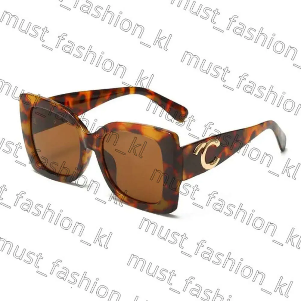 Lunettes de soleil designer Femmes Chanells Sunglasses Homme Fashion Rectangle Lunettes de soleil Luxury Channelbags Sunglasses avec diamant UNisexe Protection 261