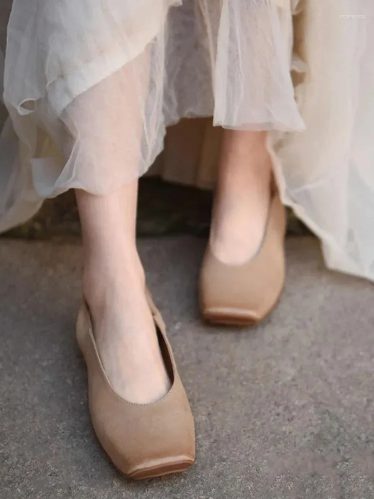 Sandalet Artmu kapalı ayak parmağı kare kadınlar için alçak topuk gerçek deri lüks ayakkabılar arka kayış bayanlar slaytlar ayakkabı orijinal