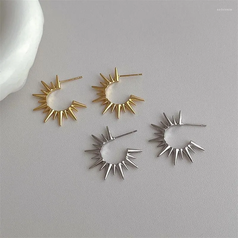 Boucles d'oreilles étalon Vintage Silver Gold Color Sunflower Forme pour les femmes Girls Glossy Fashion Punk Hiphop Jewelry Party Gift E126