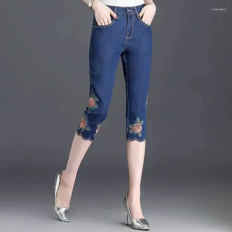 Jeans femininos 2024 Bordados de moda High Stretch Women Pant Summer Summer Loose Casual Waist