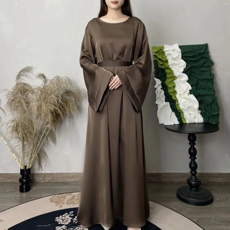 Etnik Giysiler Kadınlar için katı artı boyutu elbise Arabistan Dubai Abayas Party Kaftan Müslüman Moda Temel Model Giysileri