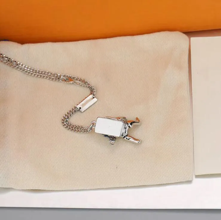 Designer robot collane a pendente di alta qualità gioielli di alta qualità in acciaio inossidabile oro caglietta bijoux cagliera della catena del maglione della catena da donna da donna