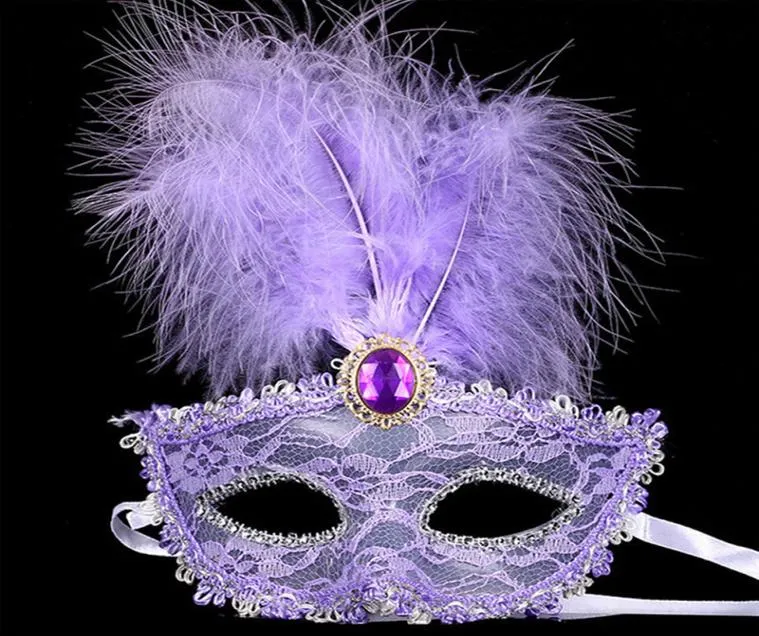 Masques de fête du Nouvel An Masquerade Masques Halloween Christmas Feather Lace Mask Fashion Women Sexy Half Face Mask QB3661317062188