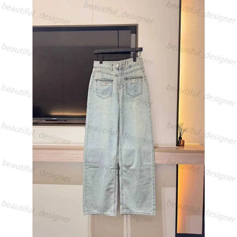 Designer Femme's Jeans de haute qualité haute taille en randonnée de la jambe droite pour les femmes 2024 Nouveau petit pantalon de vadrouille de sol parfumé