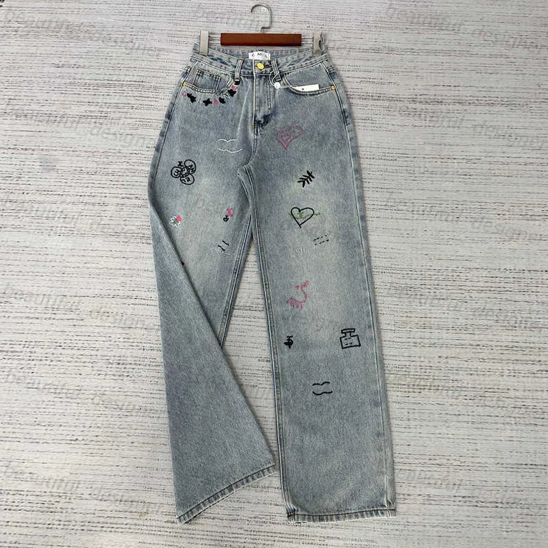 Designerin Frauen Jeans High Version 24 Frühling/Sommer Neue Mode und personalisierte vollständige Graffiti Stickerei Kontrast Farbe hohe Taille gerade Beinjeans