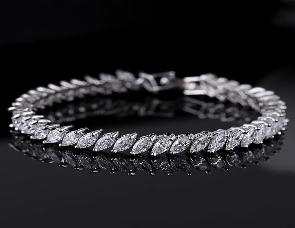 Silvergold Crystal Wedding Jewelhry Bracelets para mulheres figurinos de joias cúbicas zirconia diamante Bridal Chain Bracelet5939303