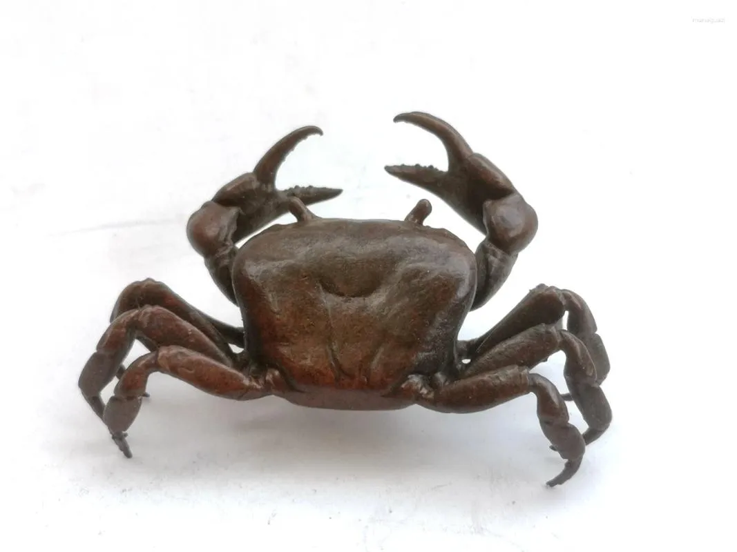 Dekorativa figurer Yizhu Cultuer Art Signature Collection Old China Bronze Carving Fortune Crab Staty Pendant Family Decoration Gift
