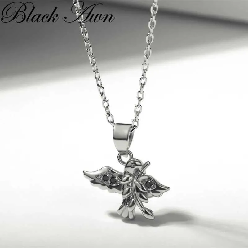 Подвесные ожерелья Black Awn 2024 Новый классический серебряный ювелирный ожерелье для птиц женская черная коза подарок Womens K061 Q240430