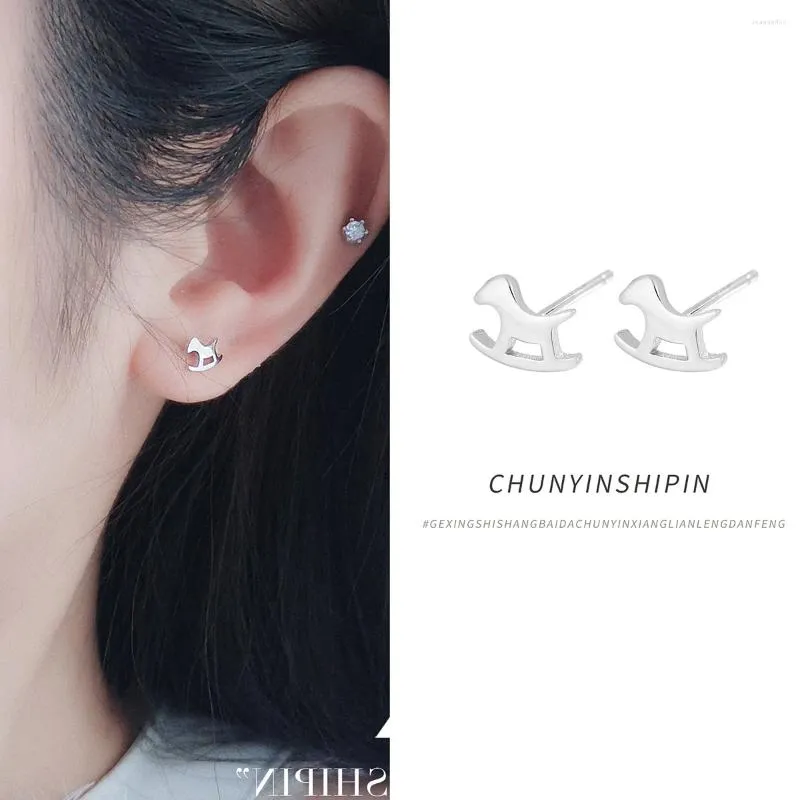 Boucles d'oreilles étalon minimalistes et élégants chevaux de Troie en argent sterling S925 pour femmes