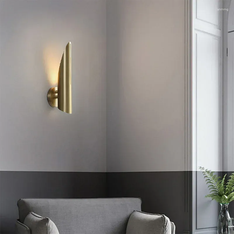 Lampe murale Lumière intérieure LED minimaliste en cuivre créateur de luxe Corridor Nordic Corridor Ponce pour l'éclairage de décoration de la chambre à coucher du salon