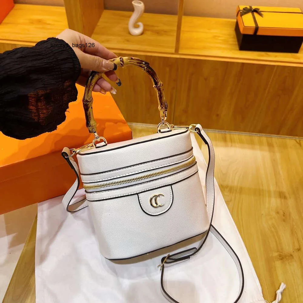 Luxus Ledertasche Markenname Frauenbeutel Bucket Bag 2024 Neue modische Einzelschulter-Crossbody-Tasche Top Weiche Lederzylindertasche Tasche Tasche
