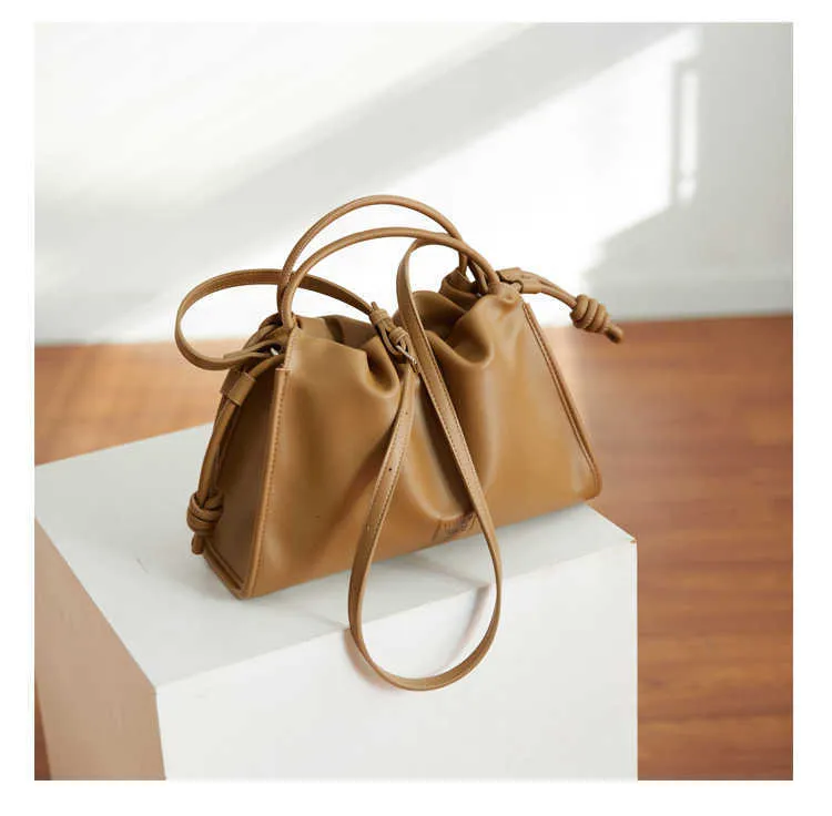 堅実な究極の DHgate.com:Cloud-Soft Genuine Ladies Single-Shoulder Leather アウトドア寝具