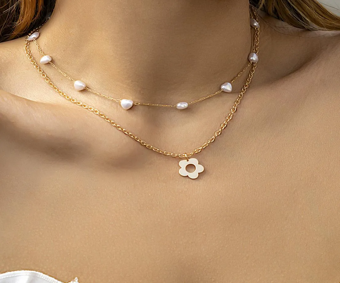 Bijoux Designer Sexy Collier Femme Tempérament simple fleur Clavicule Double Clavicule Imitation créative Perle Sweet Cool3915543