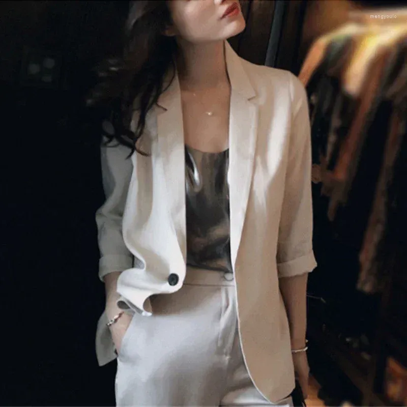 Veste de costumes de femmes Blazer femme blanc vêtements extérieurs vêtements massifs pour femmes lâche 2024 apporter des arrivées de vêtements de luxe coréens