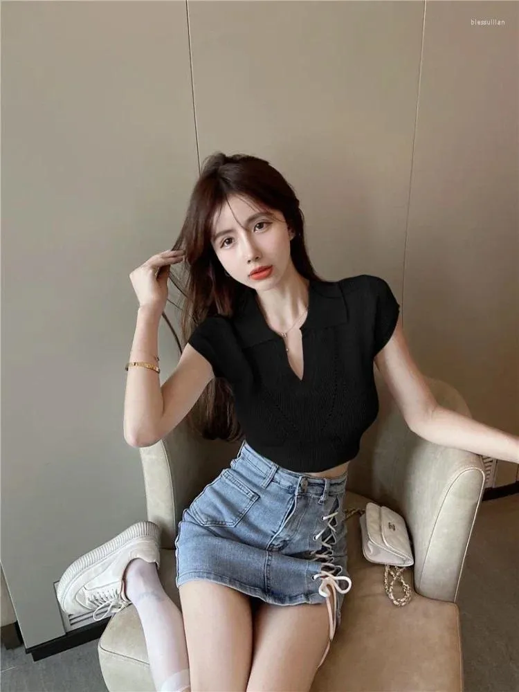 Dames Polos Polo Neck Shirt For Women Sexy Plain Slim Woman T Black Coquette Cleren Crop Top Clothing Trend 2024 Jeugd tops