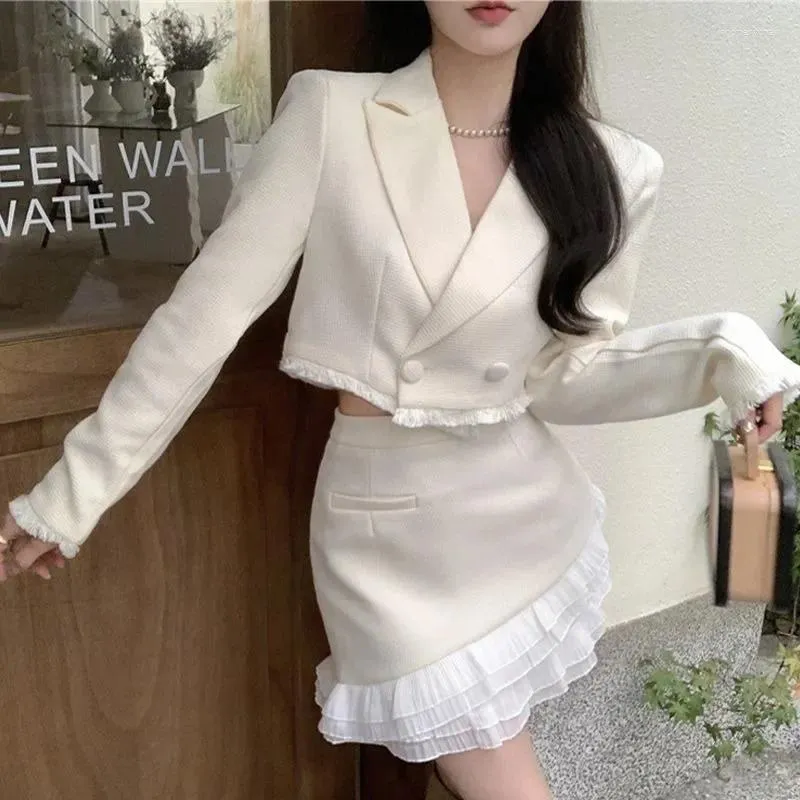 Robes de travail Vintage en deux pièces Set Womente tempérament veste de célébrité A-Line Suit femelle Femelle en dentelle coréenne Patchwork Sweet Solid Slim
