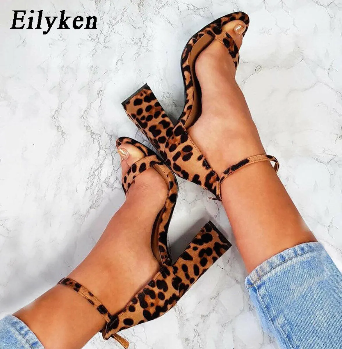 Eliyken 2019 Summer Women Sandals Peeptoe Buckle Strap Sandals Party Leopard Print Yellow Square Hoge Hakken 105cm Sandalen Y190709439293