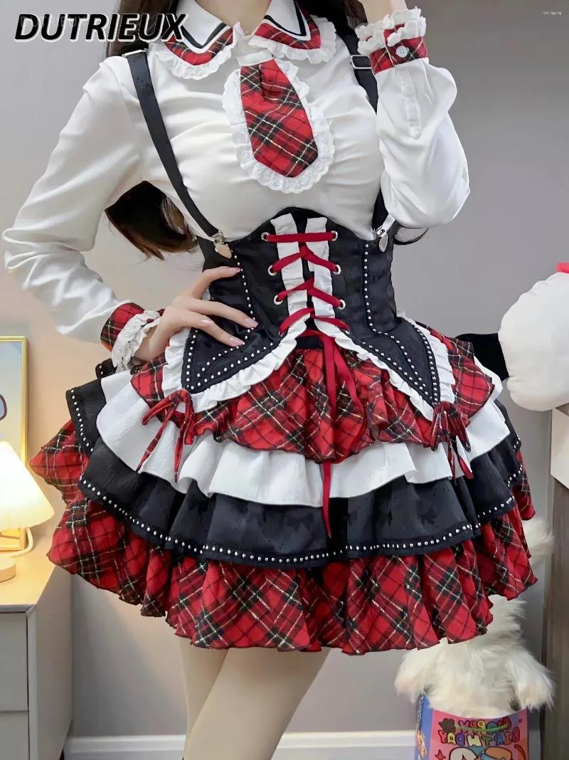 Robes de travail Girl de style américain Lolita Couleur contrastante Black and Red Shet-White-White Shirt de taille