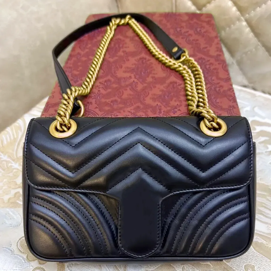 DHgate Marmont Designer Luxury Leather Handbag Women s Crossbody Chain Shoulder Bag Men s Clutch in 3 Sizes Classic Flap Style with Soho Disco