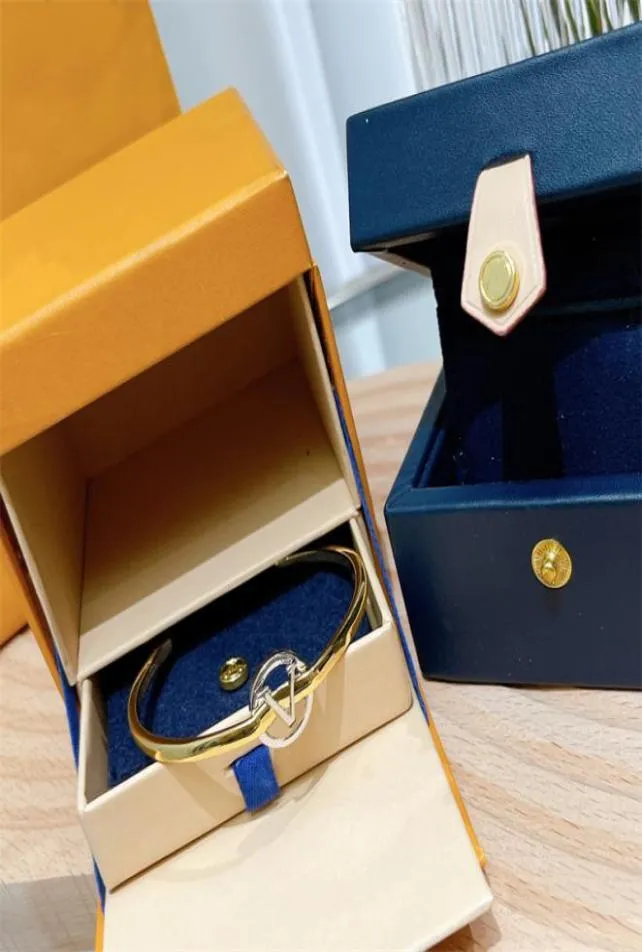 Damesontwerper Bracelet brief armbanden Mens dames goud zilveren bedelarmbanden luxe sieraden voor vrouwen verloving cadeau2001882