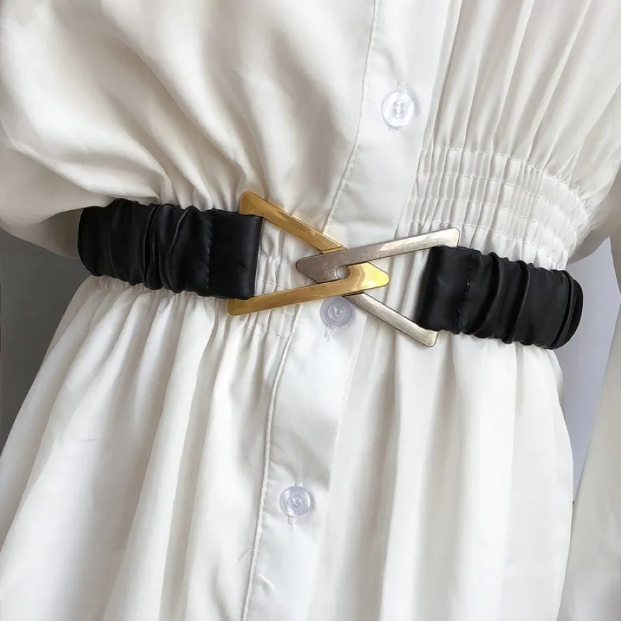 Nouvelles femmes étendue élastique ceinture double triangle robe de boucle sauvage ceinture de décoration de luxe de luxe femelle de cuir de pute en cuir 221f