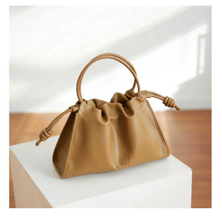 DHgate.com:Cloud-Soft Genuine Leather Single-Shoulder Ladies