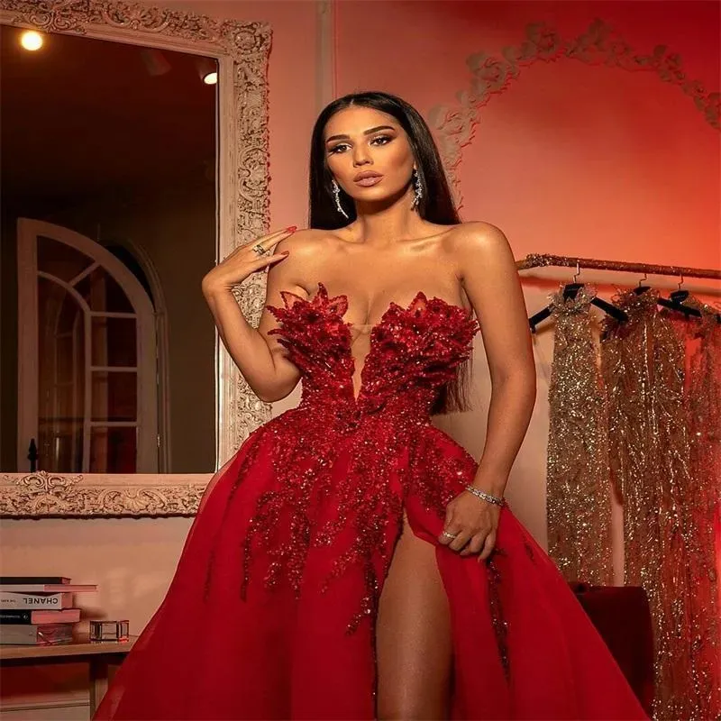 Luxury Red Beach Wedding Dress Long A-Line Bridal Gown with High Side Slit  and Handmade Floral Appliques from Dhgate A-Line Wedding Dresses - price  180.36
