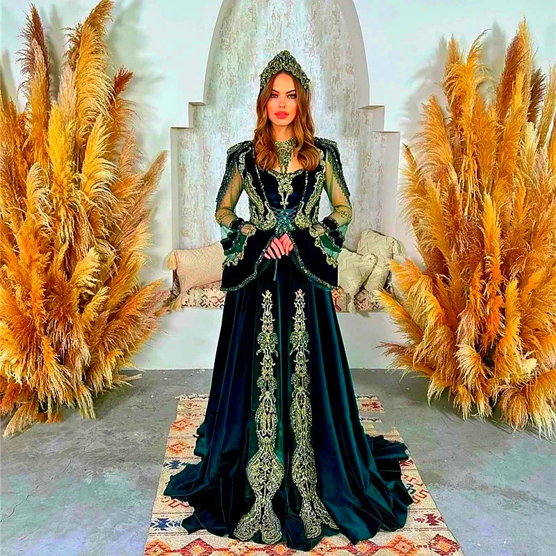 Hunter Green Turkish bridal moroccan kaftan Evening Dress with Tassel, Beaded Gold Lace Appliques, and Long Sleeves - Elegant Prom Occasion Gown for Hunter Green Turkish bridal moroccan kaftan Evening Dress with Tassel, Beaded Gold Lace Appliques, and Long Sleeves - Elegant Prom Occasion Gown for
