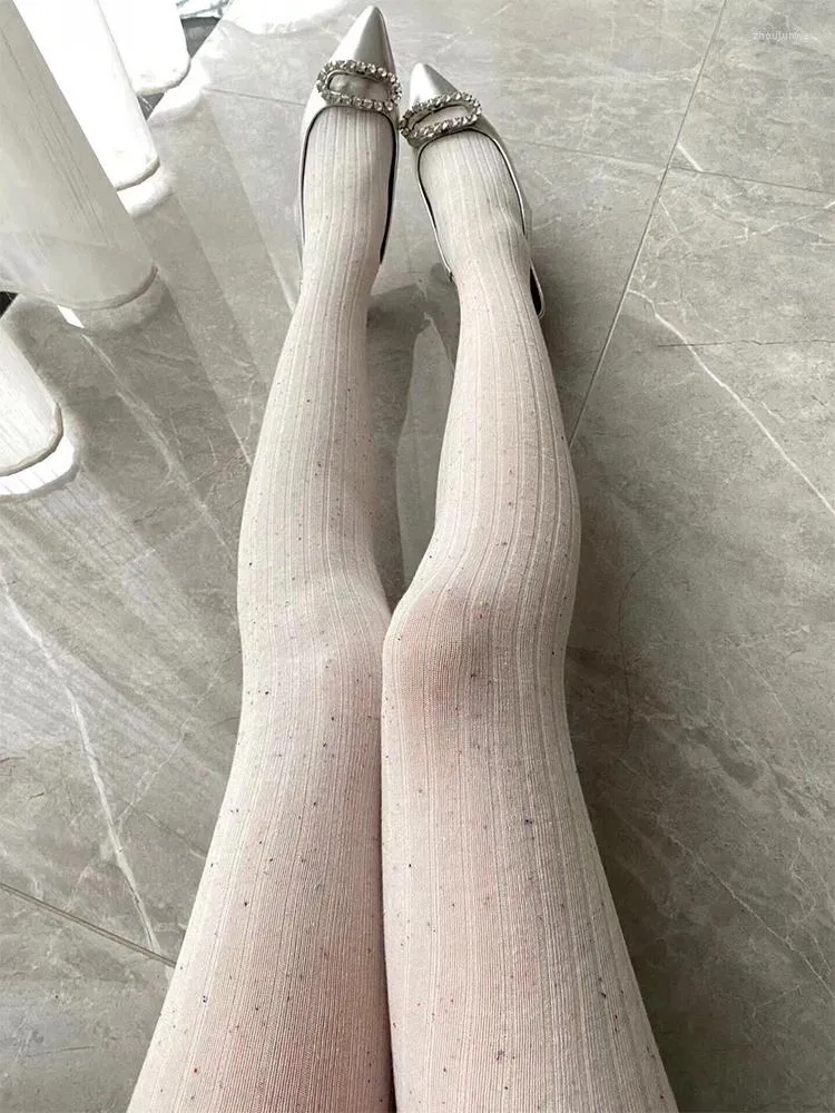 Donne calzini a cielo primaverili di collant nero grigio bianco grigio solido stile moda a striscia a strisce gambe leging streaming da esterno