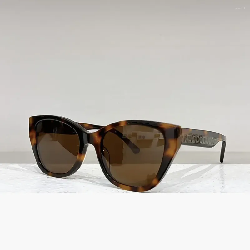Sonnenbrille Frauen European Hig Qualität unterschiedlicher Stil Design Brillen UV400 Outdoor Business Travel Sunshine Beach Fashionglases
