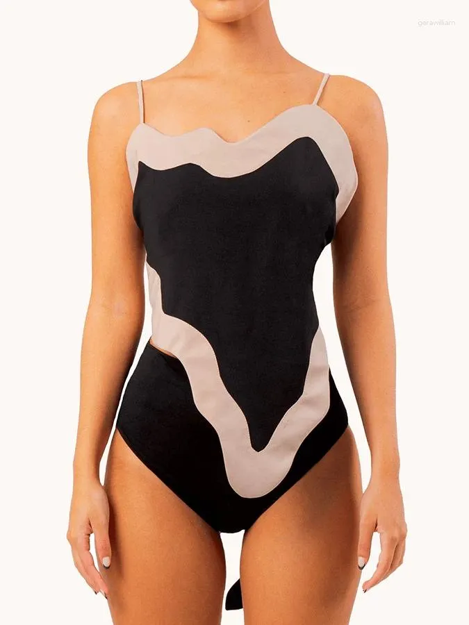 Apresenta de banho irregular de retalhos para mulheres Moda One Piece Swimsuit thin Straps Praia roupas de férias sem costas monokini 2024