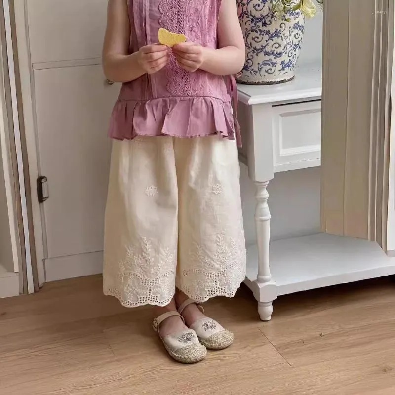 Hose Kinder Hosen 2024 koreanischer Stil Sommer Feste Farbe loser Spitze Baumwollmode Design weites Bein