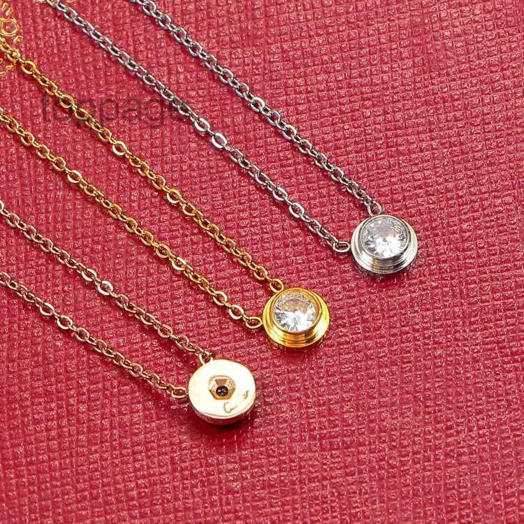 Collier de luxe Designer Bijoux Chaînes Link Jewelry Round Pendants Custom Pendants Femmes Femmes en acier inoxydable Saint Valentin