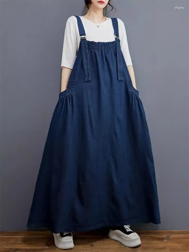 Casual Dresses Korean version Löst fashionabla tvättade denim Övergripande klänning stor storlek A-line retro ärmlösa jeans för damer K087