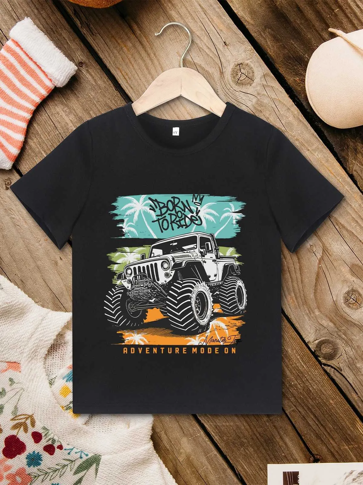 T-shirts Monster Truck Hipster Boys Shirt Summer Outdoor Adventure Fashion Childrens Clothing Korte mouw Black Tops Street Casual Teesl2405