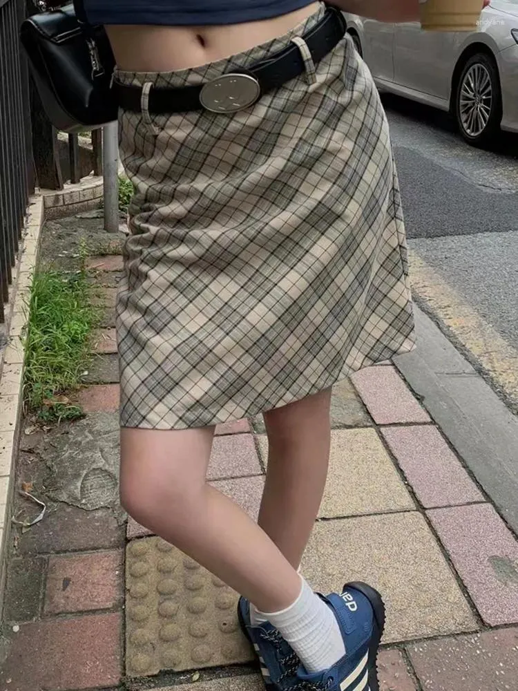 Röcke Houzhou Vintage Plaid Midi Rock Frauen Mode 90er ästhetische ästhetische hohe Taille knielange A-Line-Röhre Y2K Korean Streetwear