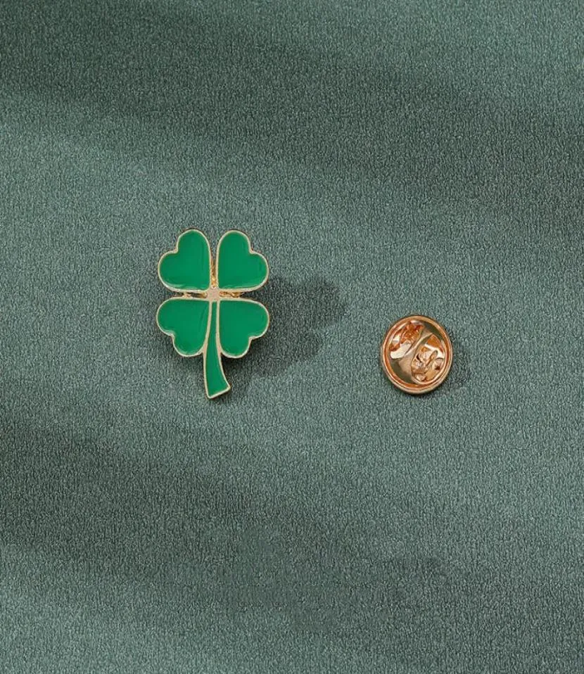 Lucky Green Fourleaf Clover Pins Brosches for Women Gold Plated Plant Emamel Pin Jewelry Student Par Metal Badges Denim Shirt 9588723