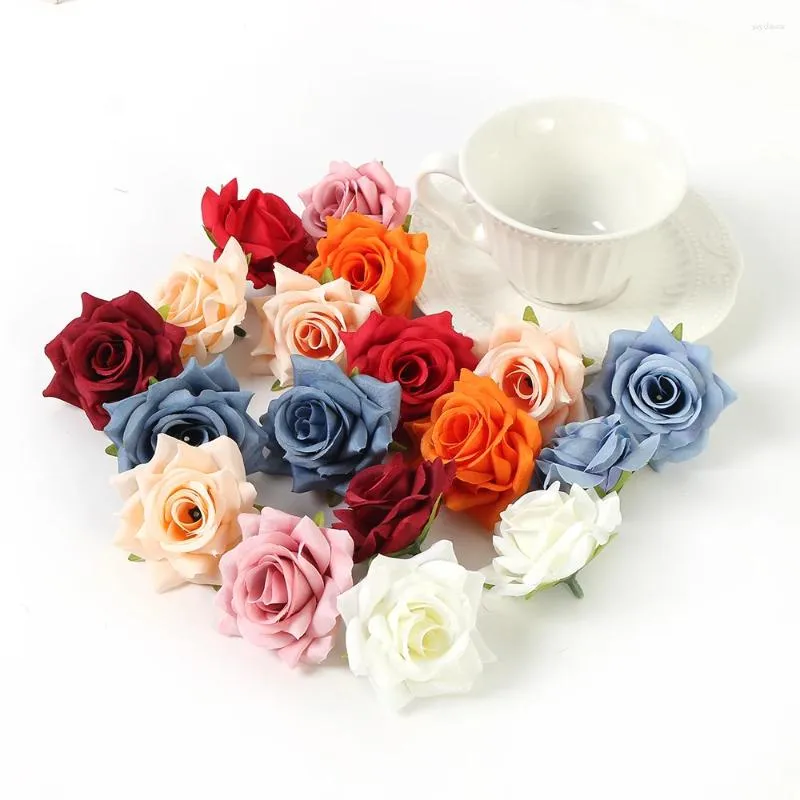 Flores decorativas 10pcs 6cm Rose Artificial Heads para decoração de casa Decoração de casamento de jardim Fake Craft Garlands Bouquet Acessórios