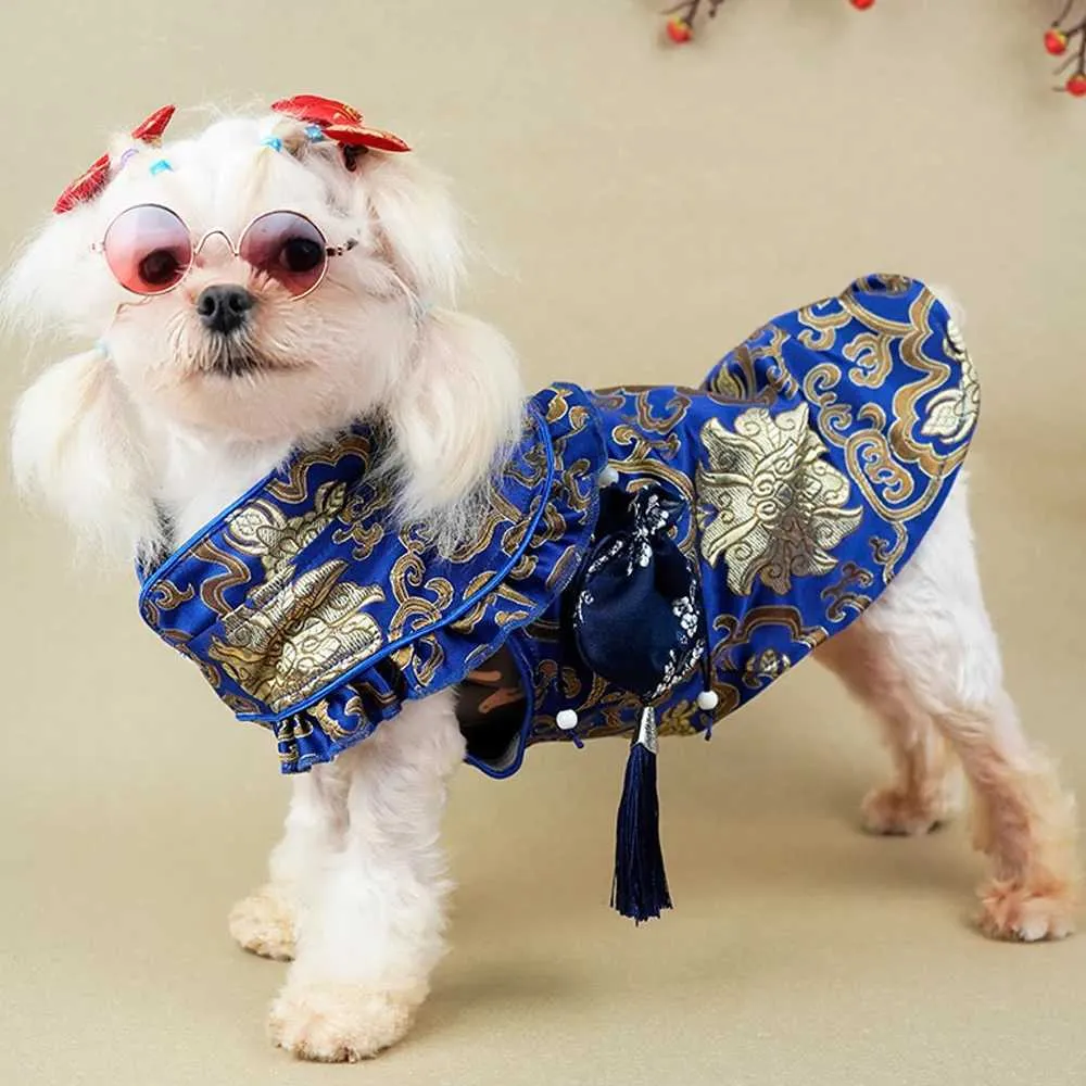 犬のアパレル中国の新年のコスチューム小犬用チョンサムドレス猫