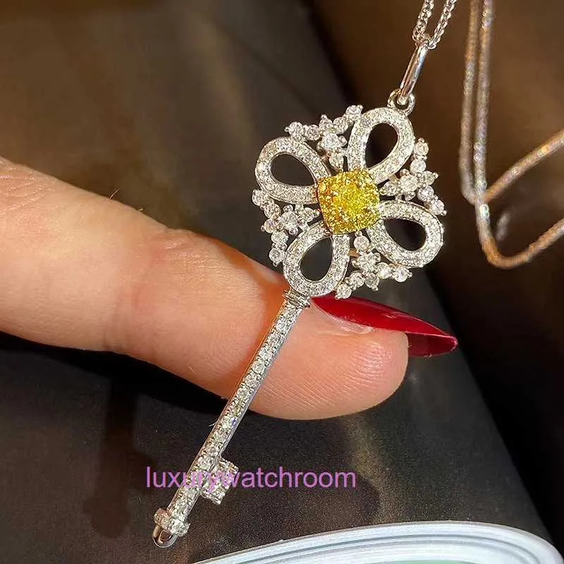 Luxury Tiifeniy Designer Pendant Colliers Longlong Gold Nouveau collier Silver Tempérament Clé de mode raffiné 20 points Jaune Diamond Femme