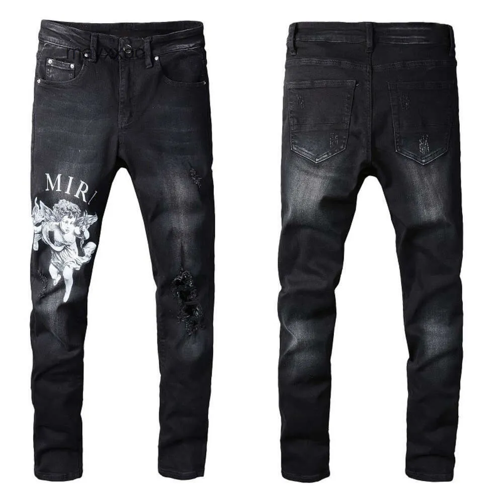 Gata jeans herrar mode jean 2024 demin 817i amiirii lila bokstav ängel denim mikro elastisk bomull svart mager cuxo