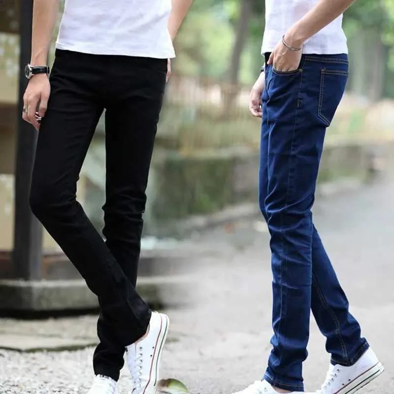Jeans para hombres Hombres ultra delgados Bags elásticos jeans de la moda coreana de la ropa de mezclilla de mezclilla de mezclilla teñido negro Mensl2405