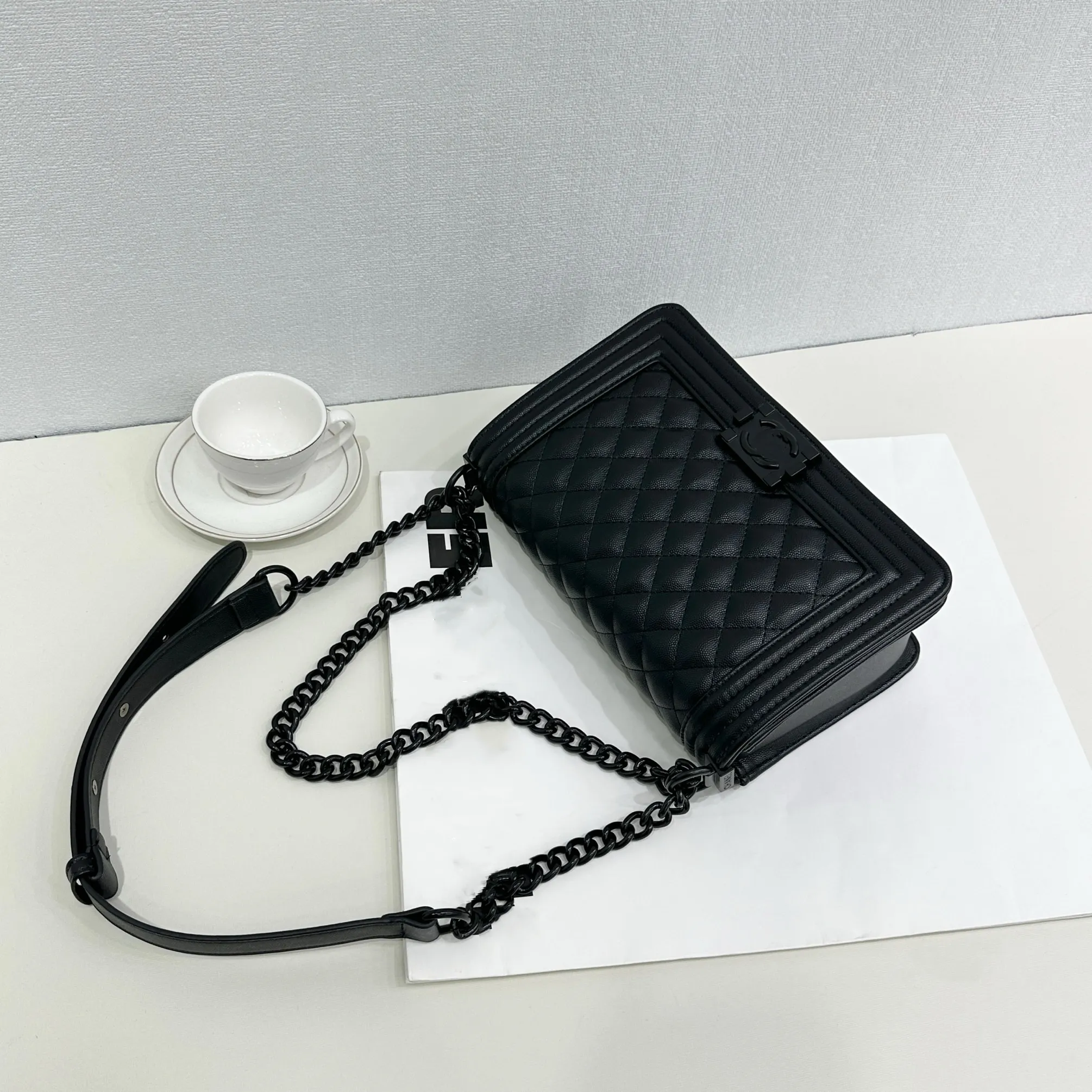 Luxury Designer Handbag Nylon Messenger Bag Classic Three Piece Suited Wallet Fashion Retro Messenger Wholesale Price Man Camera Bag Läder LD 67086Q